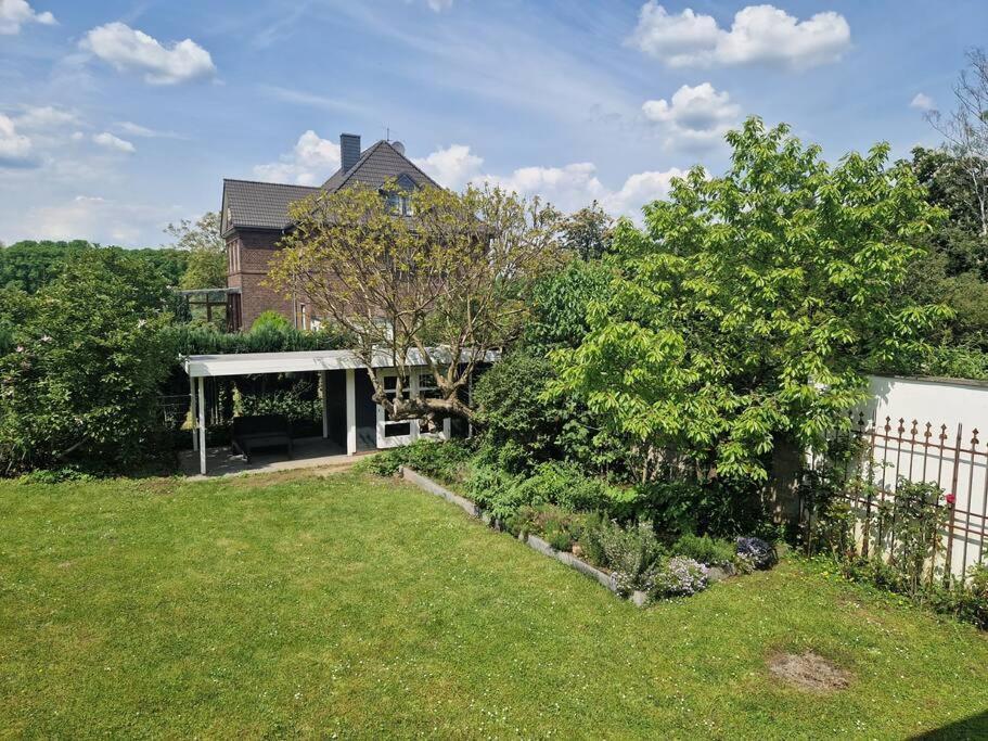 Historische Villa Mit Garten, Luxus Meerbusch Bagian luar foto